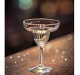 Маргарита  
 
Объем: 200-250 мл 
 
Для подачи коктейля Маргарита (и других вариаций этого коктейля).	