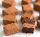 Десерт готов! Приятного аппетита, сладкоежкам!	