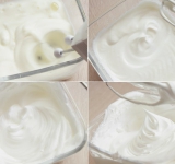 К желткам добавляем 4 ст. ложки теплой воды и взбиваем миксером в светлую пышную пену в течении 2-3 минут. Добавляем 60 грамм сахара и взбиваем до полного его растворения. К белкам добавляем щепотку соли и пару капель лимонного сока, взбиваем массу до устойчивой пены, затем добавляем 60 г сахара и взбиваем до полного его растворения, масса становится более плотной.