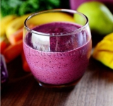 Напиток готов! Охлажденным, с кусочками льда, подавайте к столу! Приятного вкушения.
koketka.by/recepty/item/3433-fruktovyj-smuzi