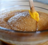 Остывший соус перетираем до однородного пюре в блендере.