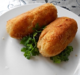 Блюдо готово, подаем к столу. Приятного аппетита!
koketka.by/recepty/item/2529-kartofelnye-zrazy-s-gribami