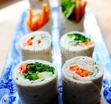 Приятного аппетита!
koketka.by/recepty/item/2393-sushi-iz-testa