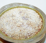 Поставьте в духовку примерно на 50 минут до готовности пирога.	