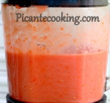 Взбиваем массу до однородности и кремовой консистенции.